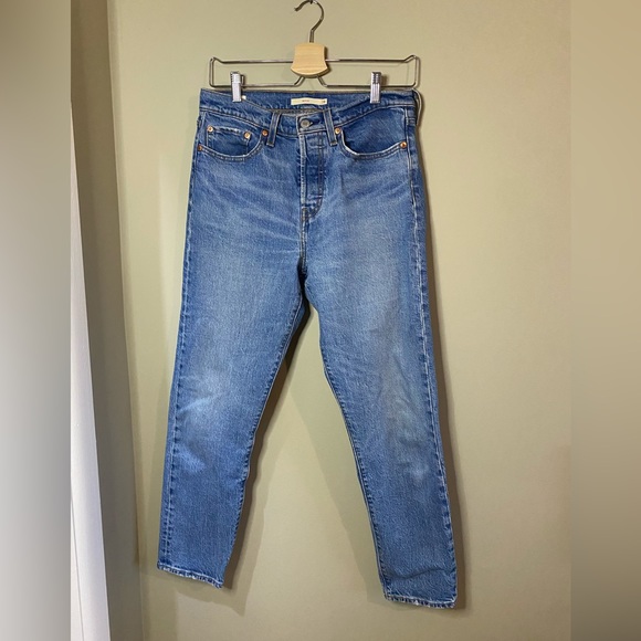 Levi’s Wedgie Jeans - Picture 3 of 7